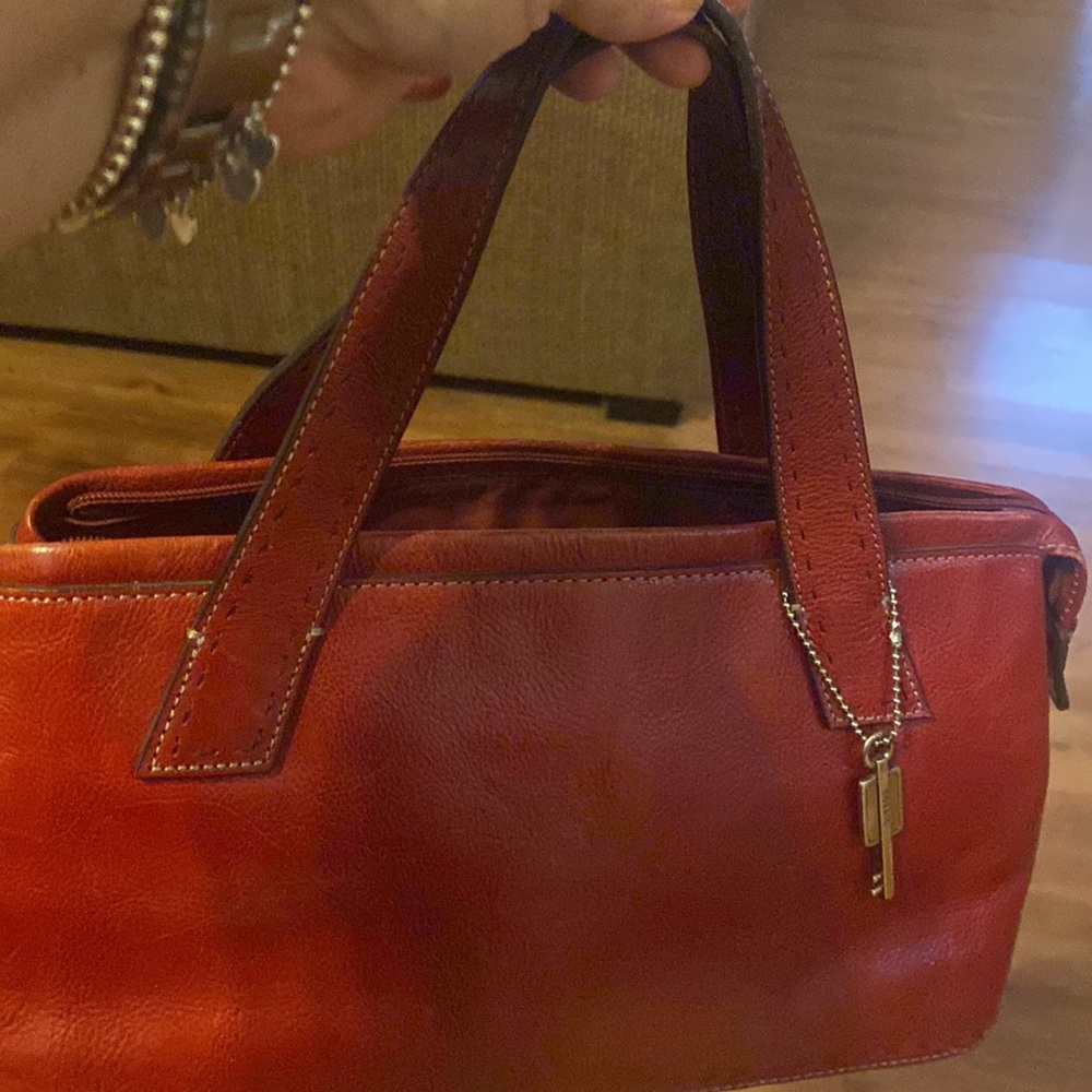 COPY - Medium Fossil Red Shoulder Bag with Smooth Leather Finish - Picture 9 of 11
